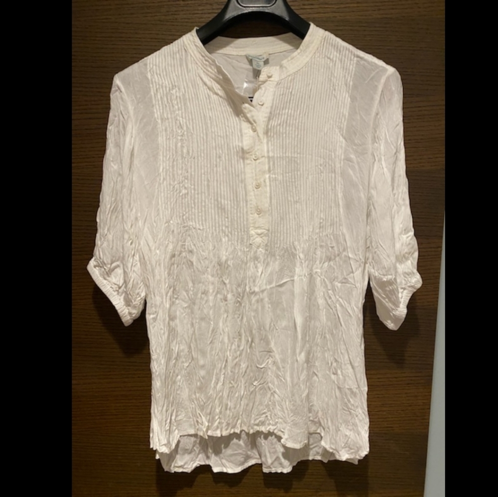 NWT Sundance pleated half button top